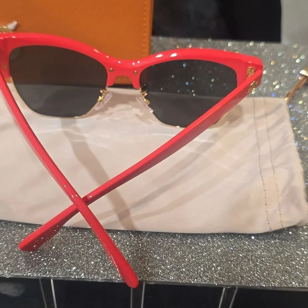 Tory‎ Burch Miller Cat-Eye Sunglasses- Coral/Dark Grey